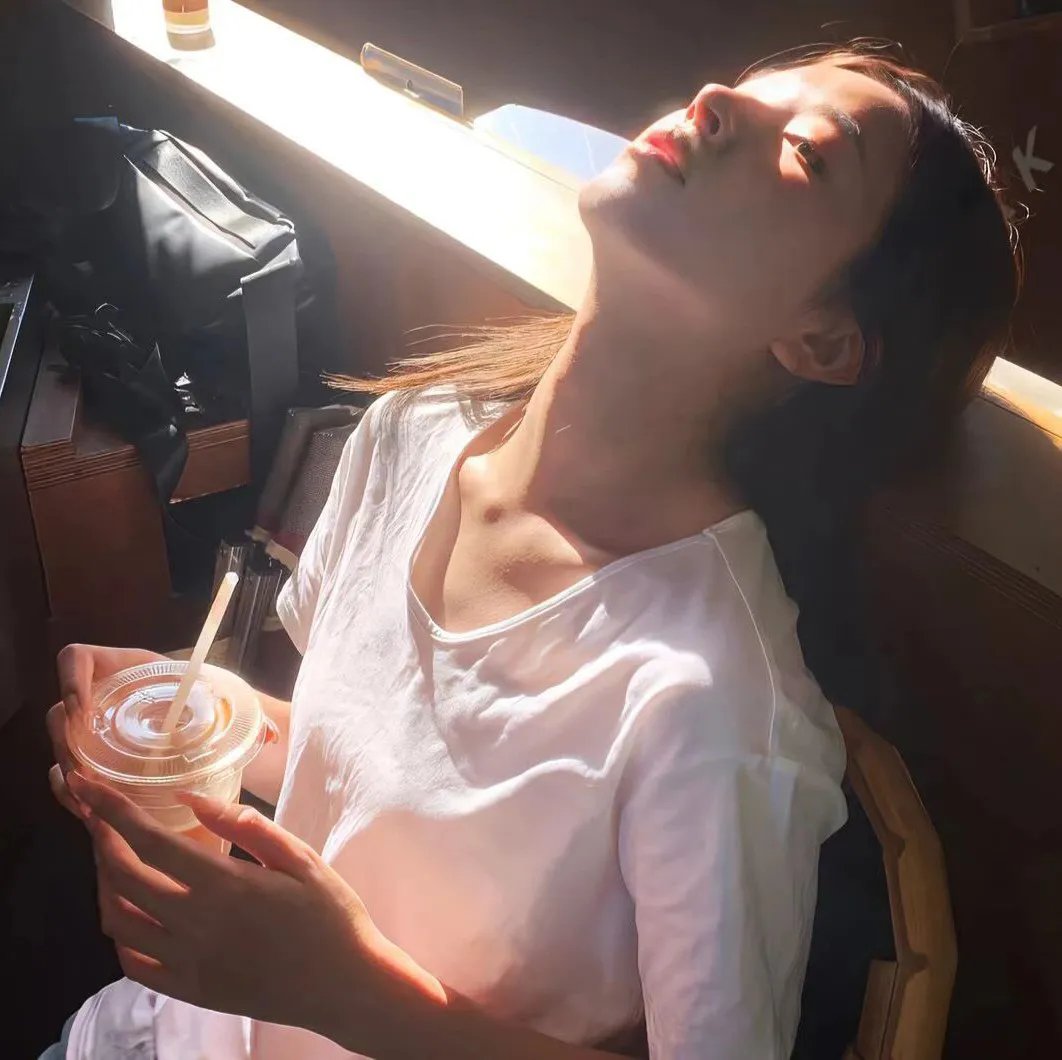 降伏魔女的手段 封面